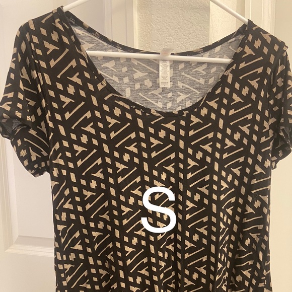 Lularoe Perfect T - Picture 1 of 1